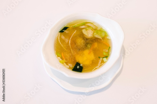 Rinderkraftbrühe als Vorspeise