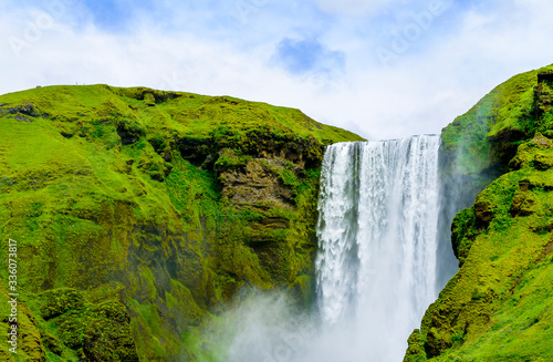 Fototapeta Naklejka Na Ścianę i Meble -  Beautiful pristine Iceland waterfall 