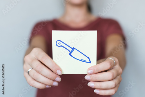 Picture icon knife in the hands of