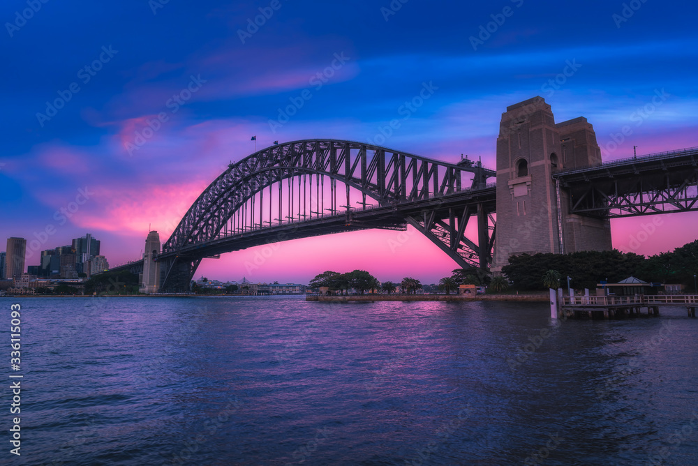 Fototapeta premium Sydney harbour bridge with city skyline, New south wales, Australia