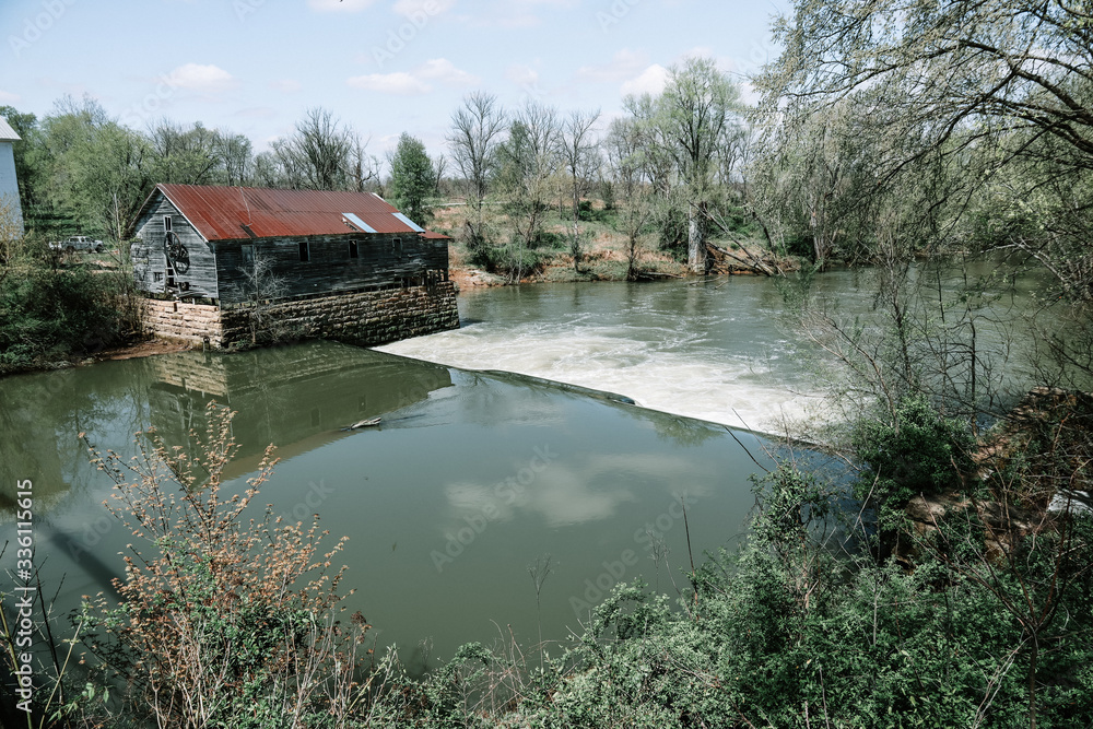 Fototapeta premium house on the river