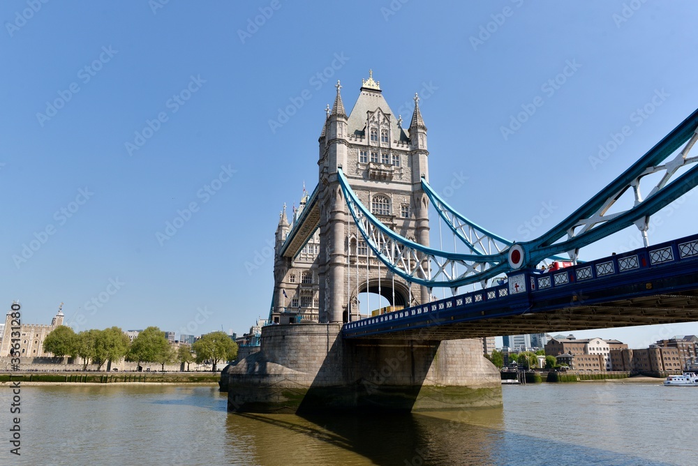 Obraz premium ロンドン タワーブリッジ