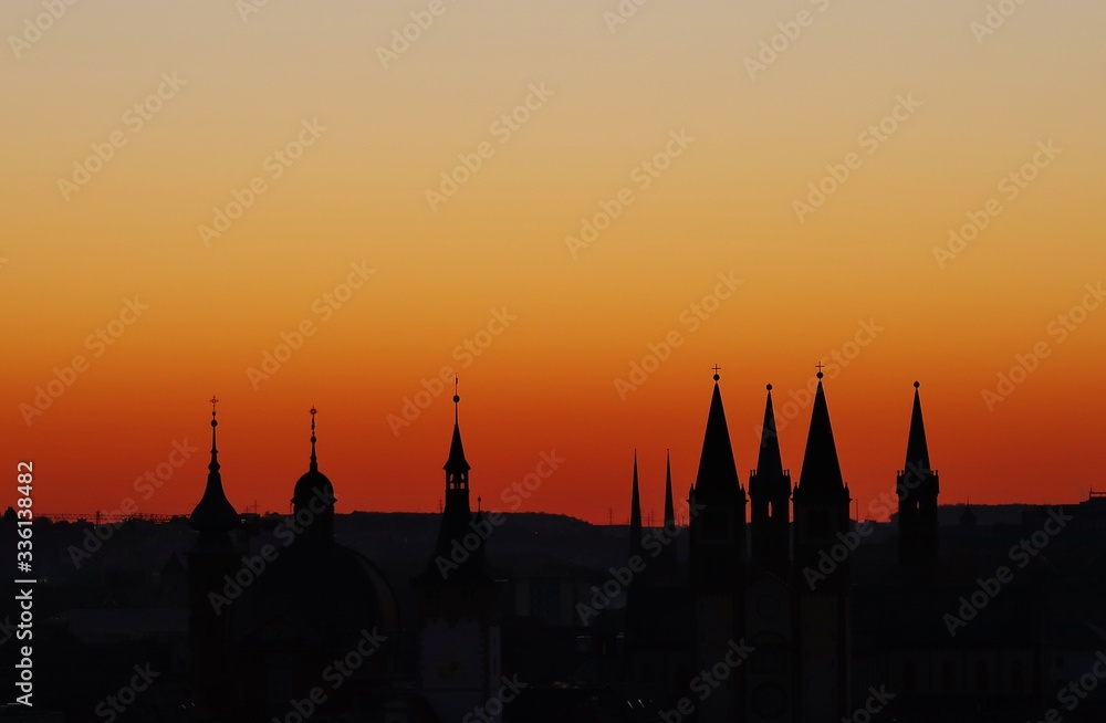 Würzburg, kurz vor Sonnenaufgang