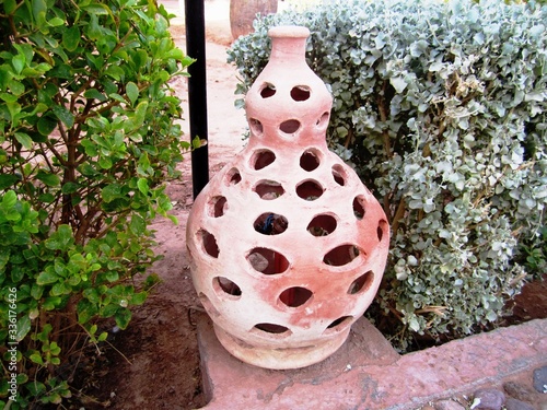 - Decoration for gardens in the form of lampshades to direct the light.