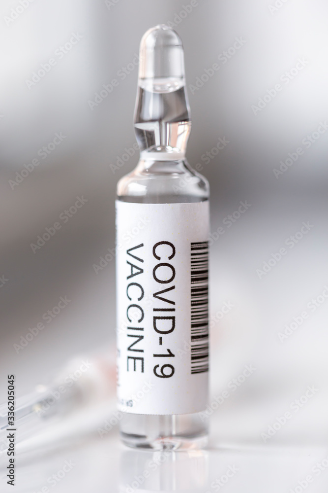 Novel coronavirus vaccine vial and syringe Novel coronavirus vaccine vial and syringe