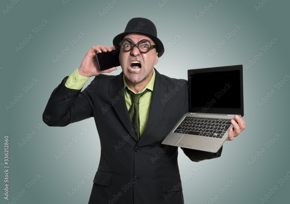 Trabajador de oficina y comunicación Trabajador de oficina y comunicación