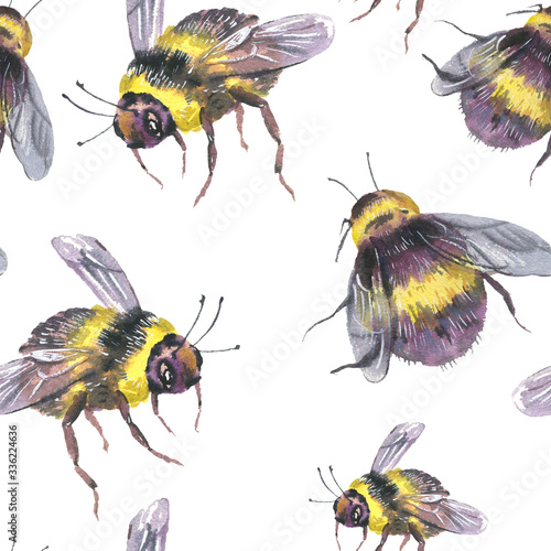 Watercolor bee seamless pattern. Summer natural texture