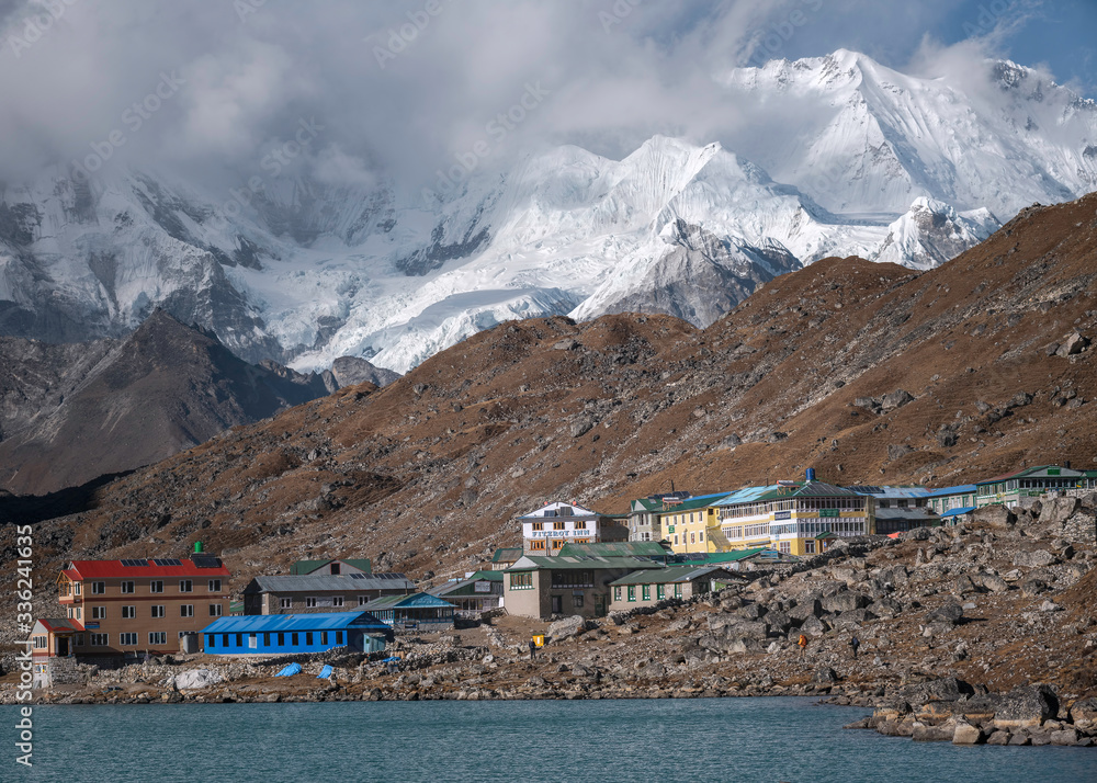 Obraz premium The Lakeside Mountain Village of Gokyo and Himalayan Mountains