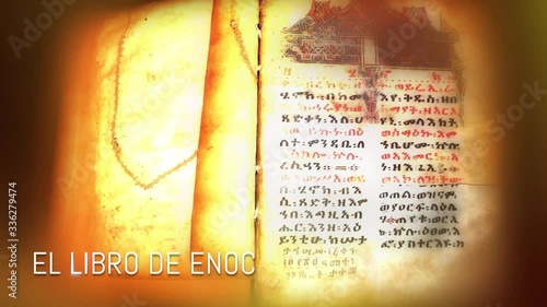 Libro de Enoc con bengalas de luz