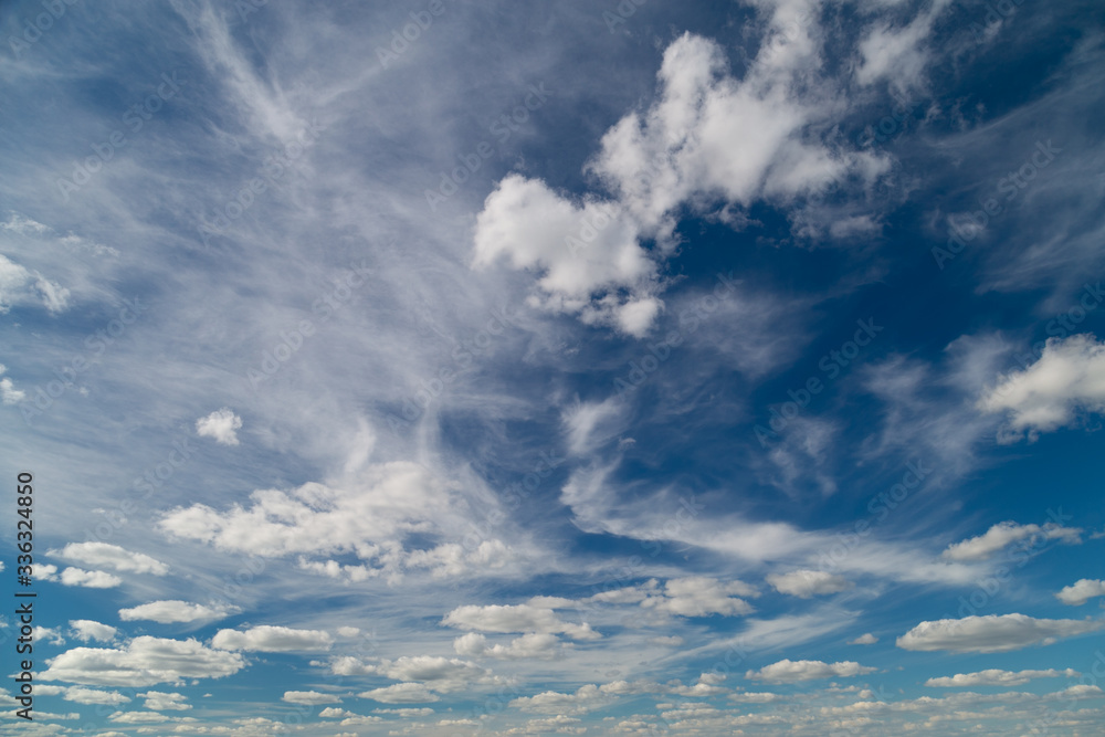 Obraz premium sky, air, background, beautiful, beauty, blue, clear, cloudscape, clouds, full, high, heaven, horizontal, large, light, meteorology, nature, , color, day, scenics, space, panoramic, textured, weather