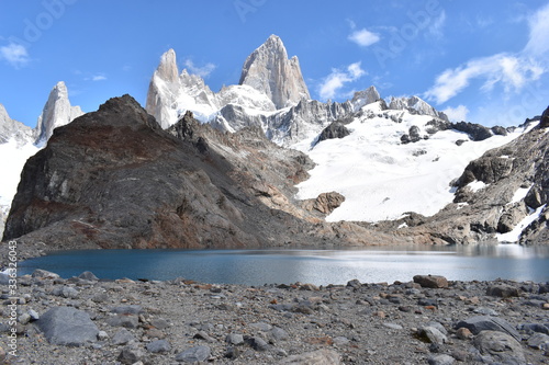 Beautiful blue Laguna de Los Tres in National Park in El Chalten, Argentina, Patagonia with Fitz Roy Mountain in background