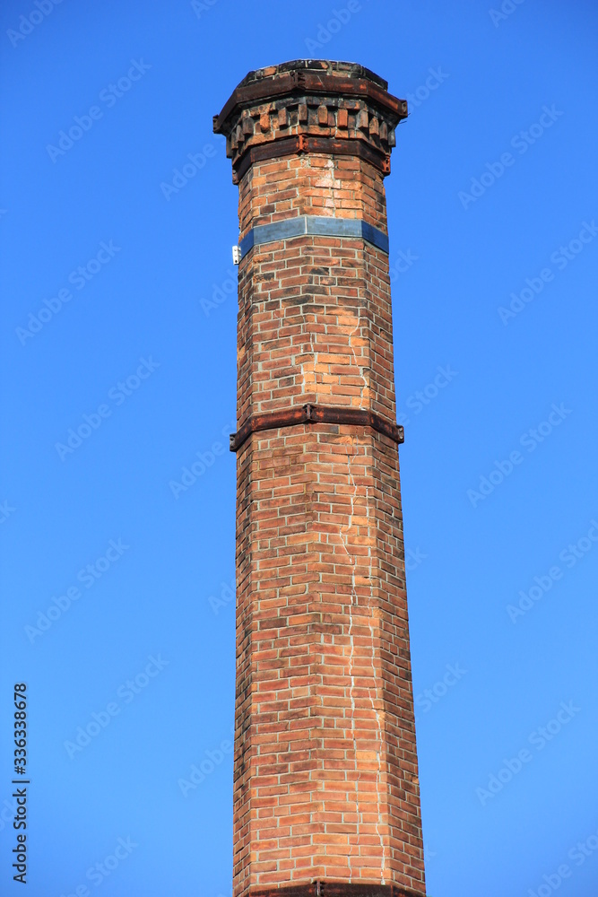 煉瓦の煙突