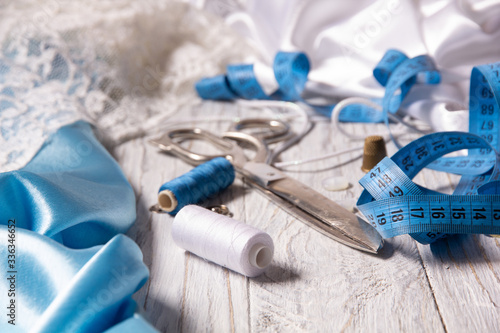 Set of items for cutting and sewing