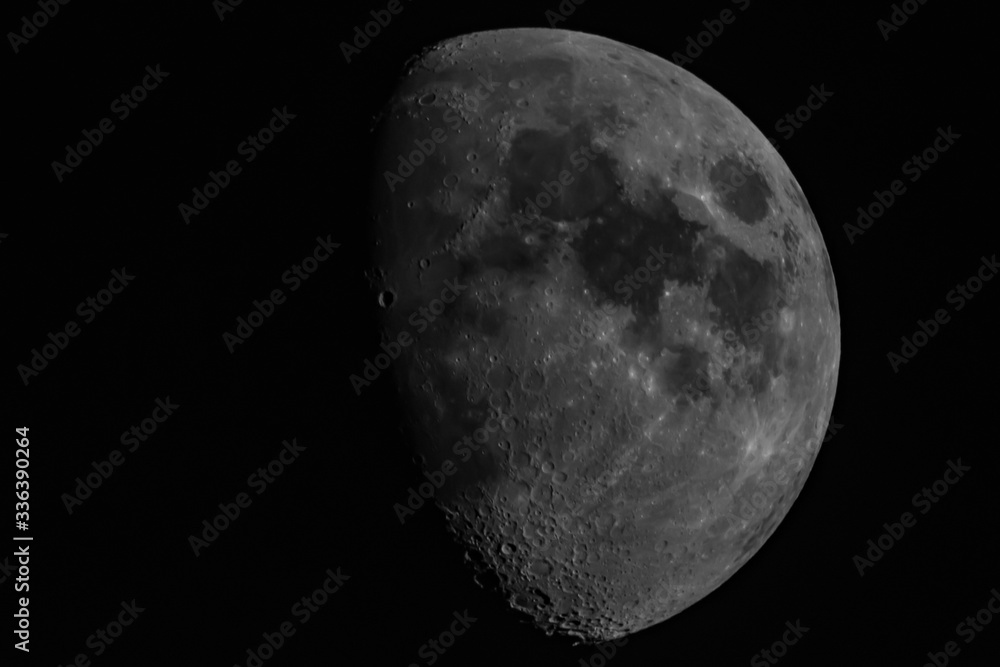 Fototapeta premium LUNA CRECIENTE
