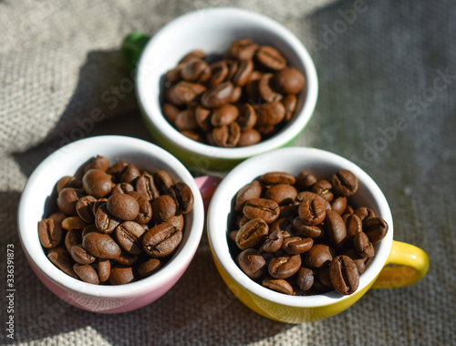 Fototapeta Naklejka Na Ścianę i Meble -  roasted coffee beans close up