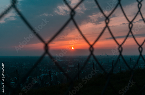 Sonnenuntergang im Frühling über Karlsruhe von den Durlacher Weinbergen photo