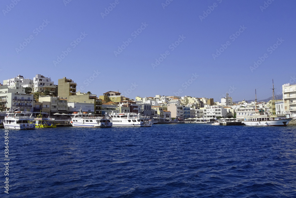 Paysage de la Crète, ville de Agios Nikolaos