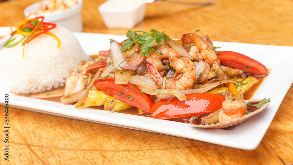 Saltado de Mariscos - Peruvian Food Saltado de Mariscos - Peruvian Food