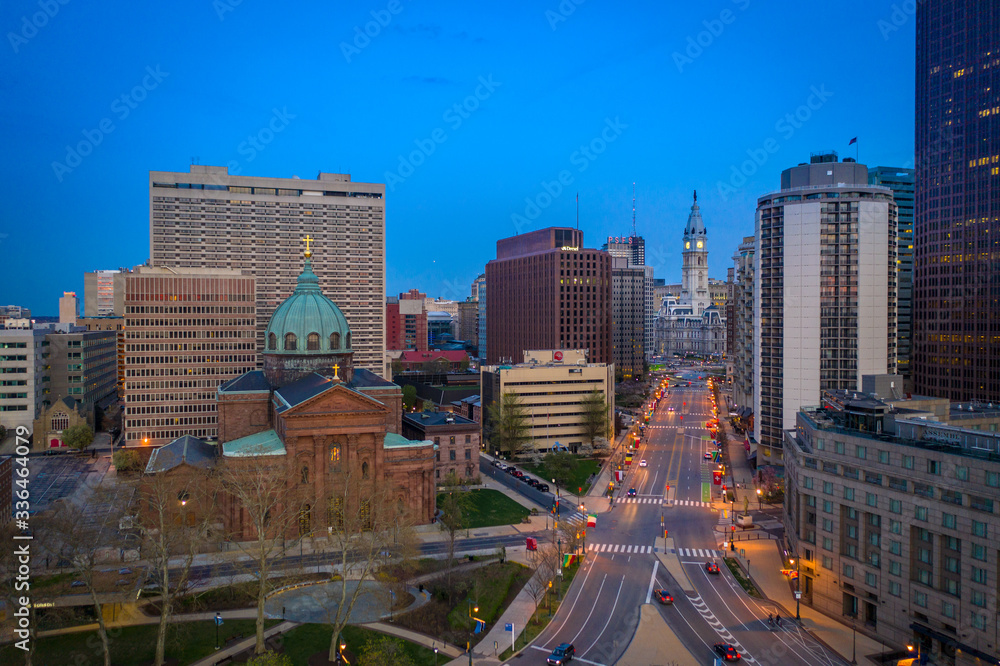 Fototapeta premium Amazing Sunset Drone Photo of Philly Skyline
