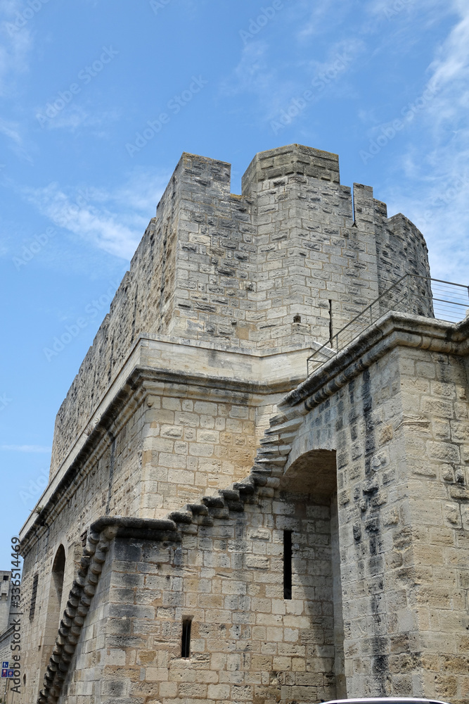 Turm an der Stadtmauer in Aigues-Mortes Turm an der Stadtmauer in Aigues-Mortes