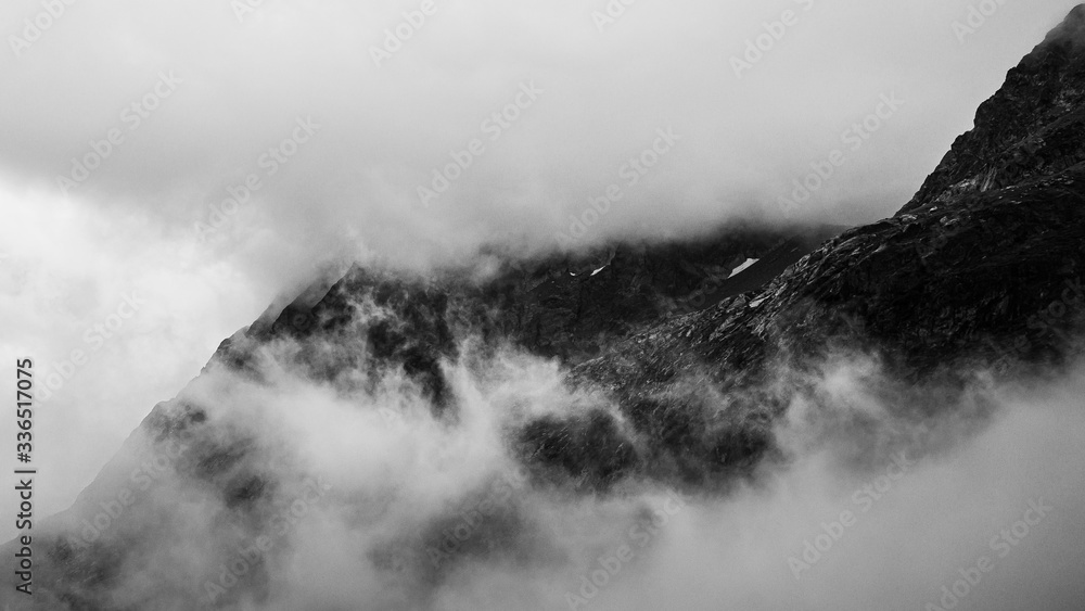 nuage en montagne