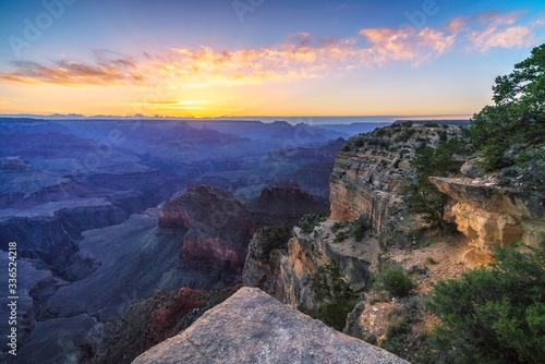 sunrise at hopi point on the rim trail at the south rim of grand canyon in arizona, usa