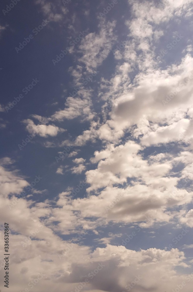 Obraz premium beautiful blue sky with clouds