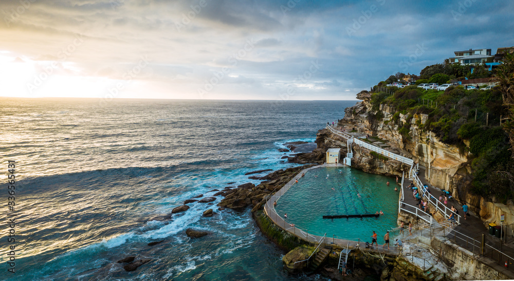 Fototapeta premium View of Sydney Rock Pool at sunrise