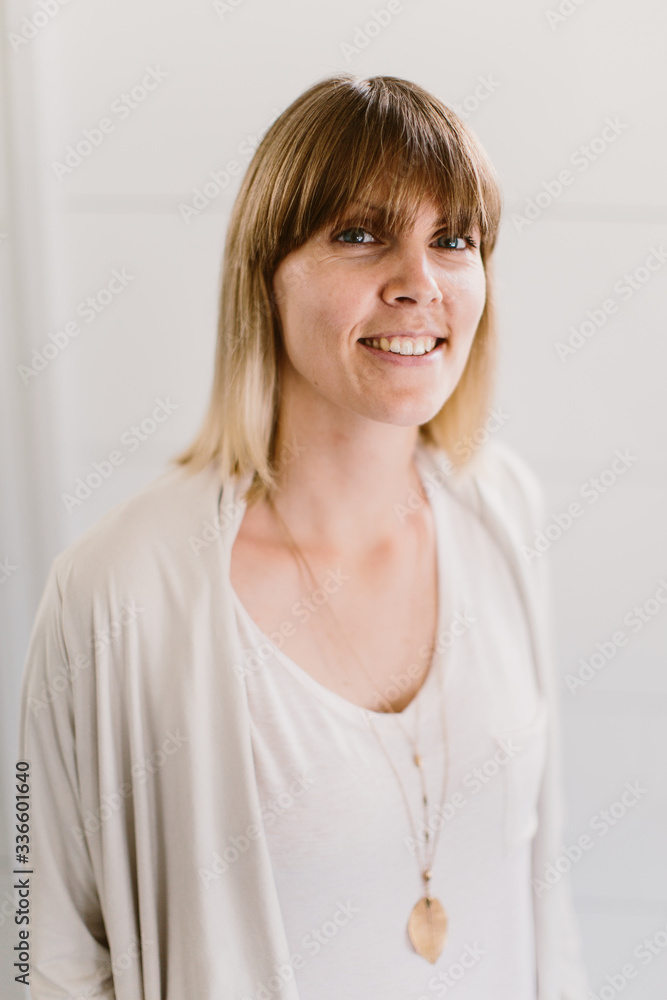 Obraz premium portrait of a young blonde woman