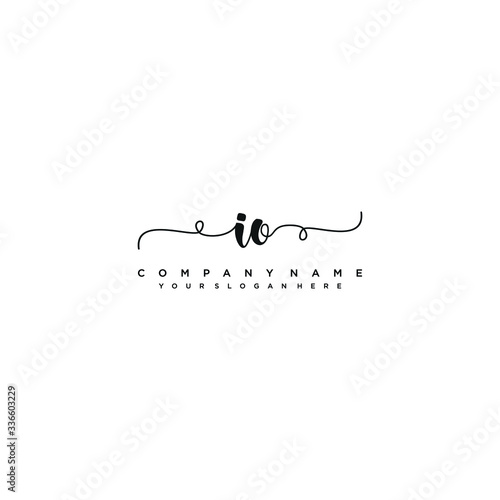 IO initial Handwriting logo vector templates
