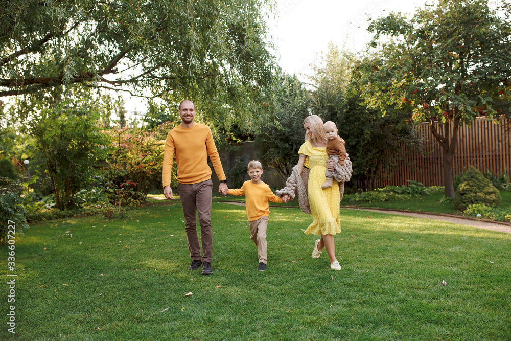 family in nature, summer or autumn, green grass trees in green leaves, a pond in nature, mom blonde in a yellow dress, dad, husband, older son and youngest son, two children, a large and happy family
family in nature, summer or autumn, green grass trees in green leaves, a pond in nature, mom blonde in a yellow dress, dad, husband, older son and youngest son, two children, a large and happy family
