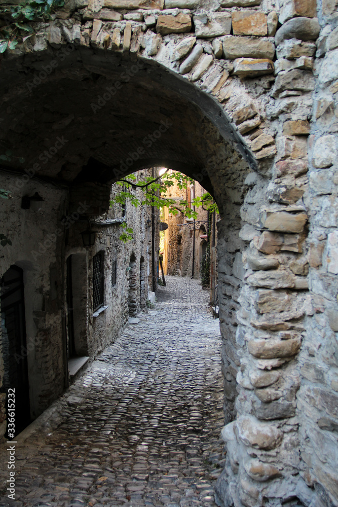 wandering to discover Bussana Vecchia wandering to discover Bussana Vecchia
