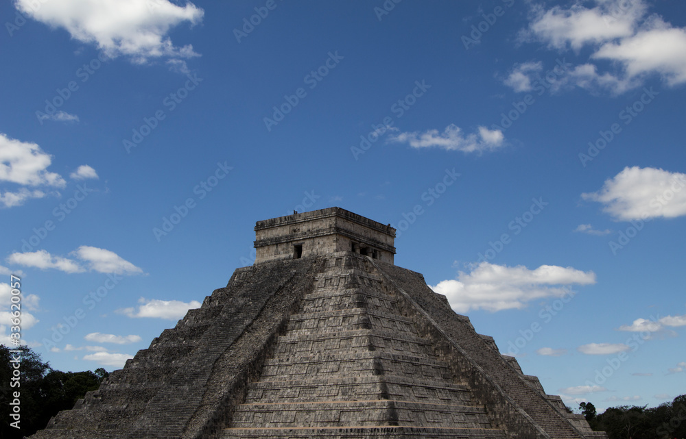 the archaeological area of Chichen Itza