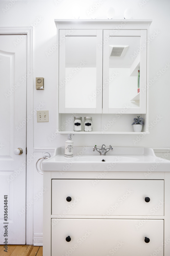 Obraz premium modern white small bathroom 