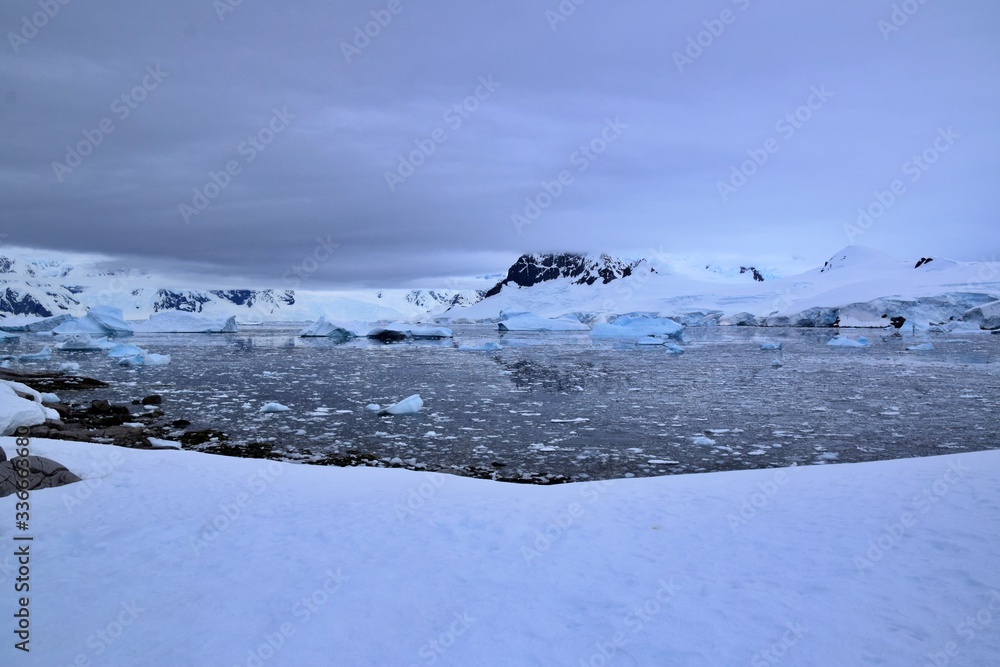 Fotografie Portal Point Bay , Antarctica