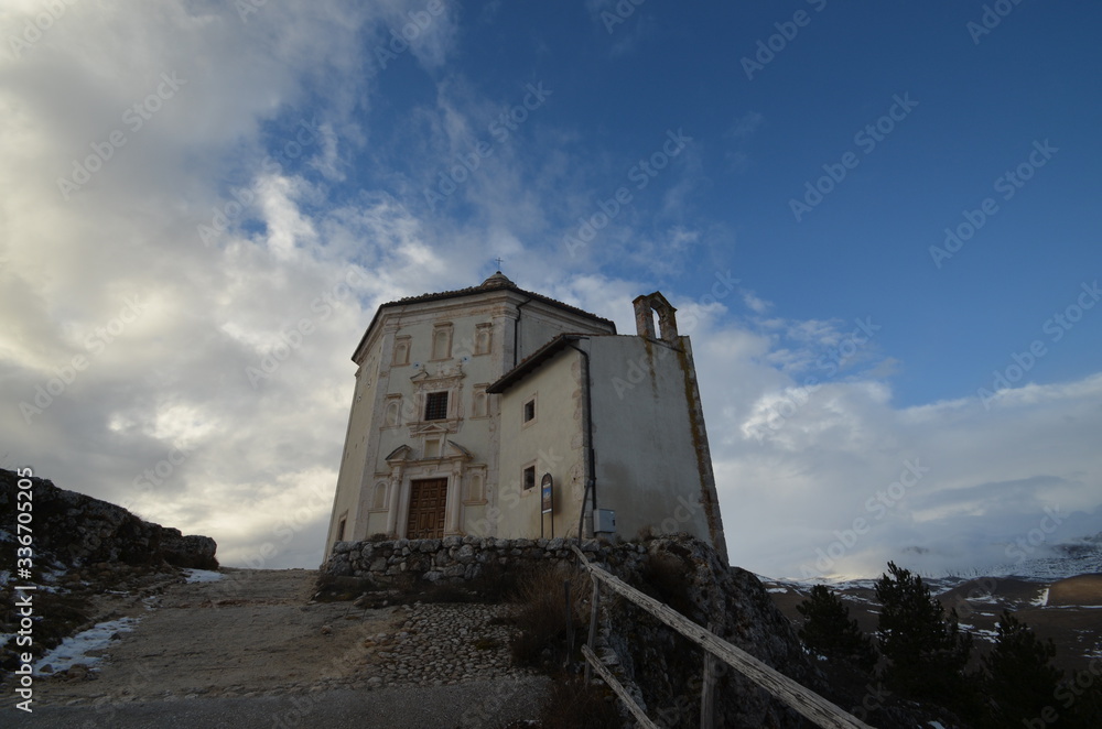La chiesa di Santa Maria della Pietà - Rocca Calascio