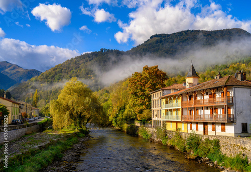 Le village de seix en ariège