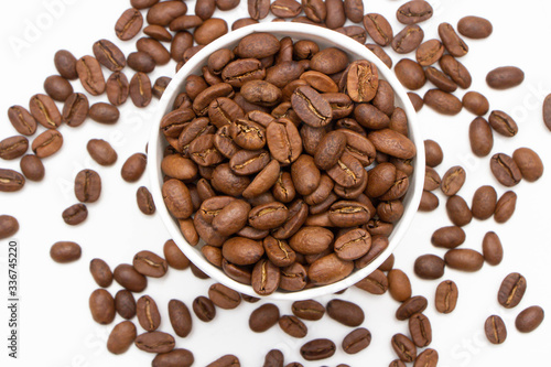 Fototapeta Naklejka Na Ścianę i Meble -  coffee beans in a cup