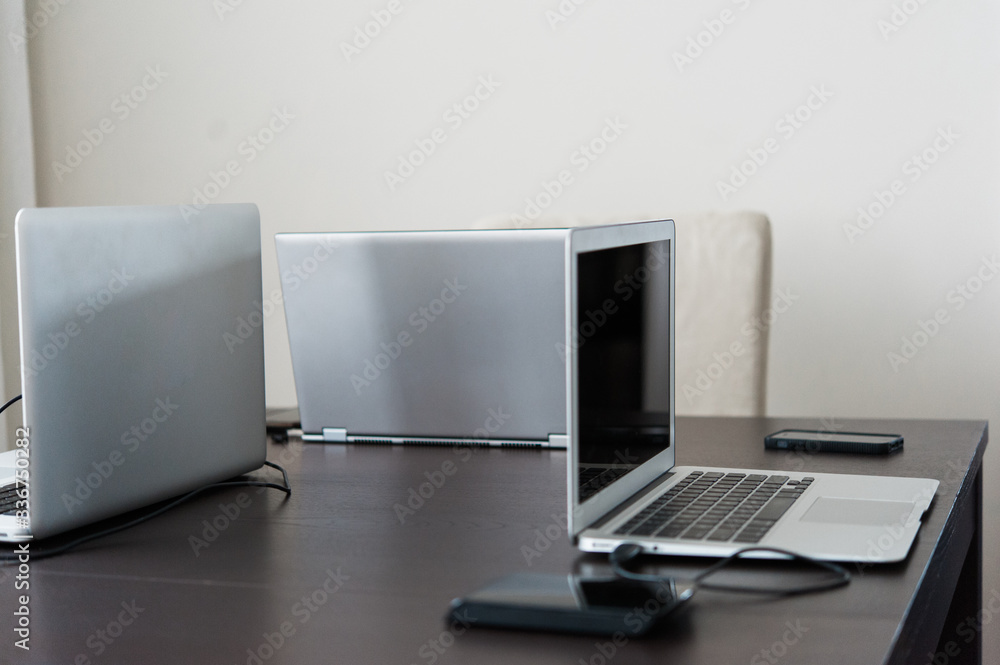 Working with multiple laptops Working with multiple laptops