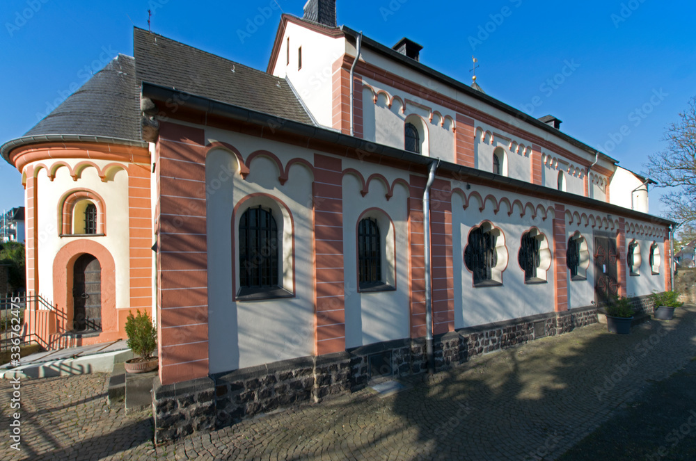 Bonn-Lengsdorf, Romanische Kirche St. Peter