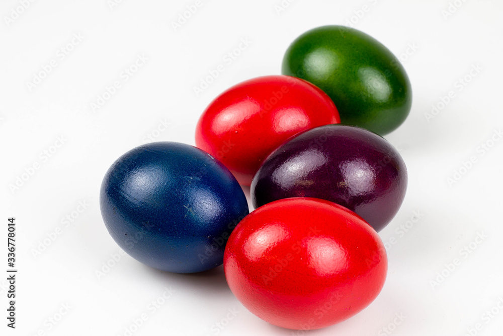 Bunte Ostereier freigestellt Bunte Ostereier freigestellt