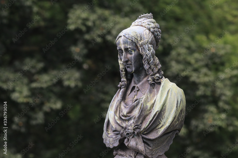 Büste von Annette von Droste-Hülshoff Büste von Annette von Droste-Hülshoff