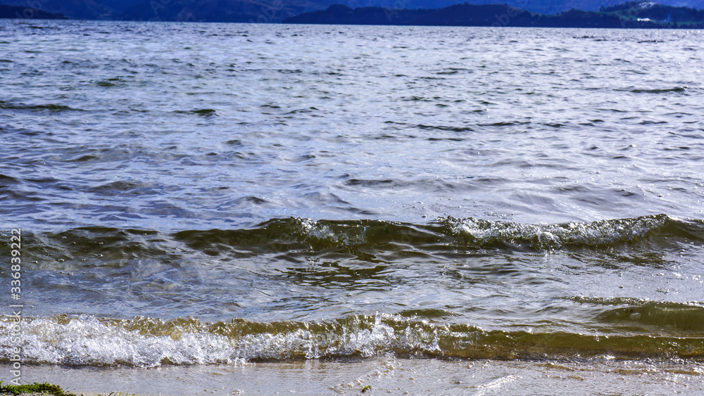 Fototapeta premium water en laguna de tota