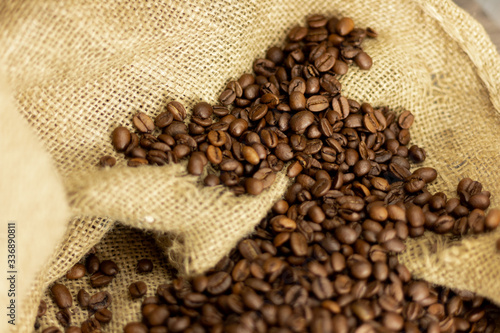 café chocolat noir grain marron