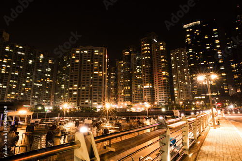 traffic at night © Byeongsu