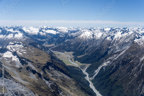 High Burn valley and Mt. Ernest, from east, New Zealand © hal_pand_108