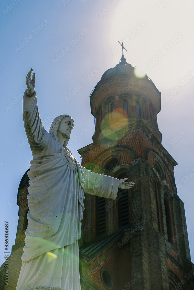 Fototapeta premium Jesus in the cathedral background