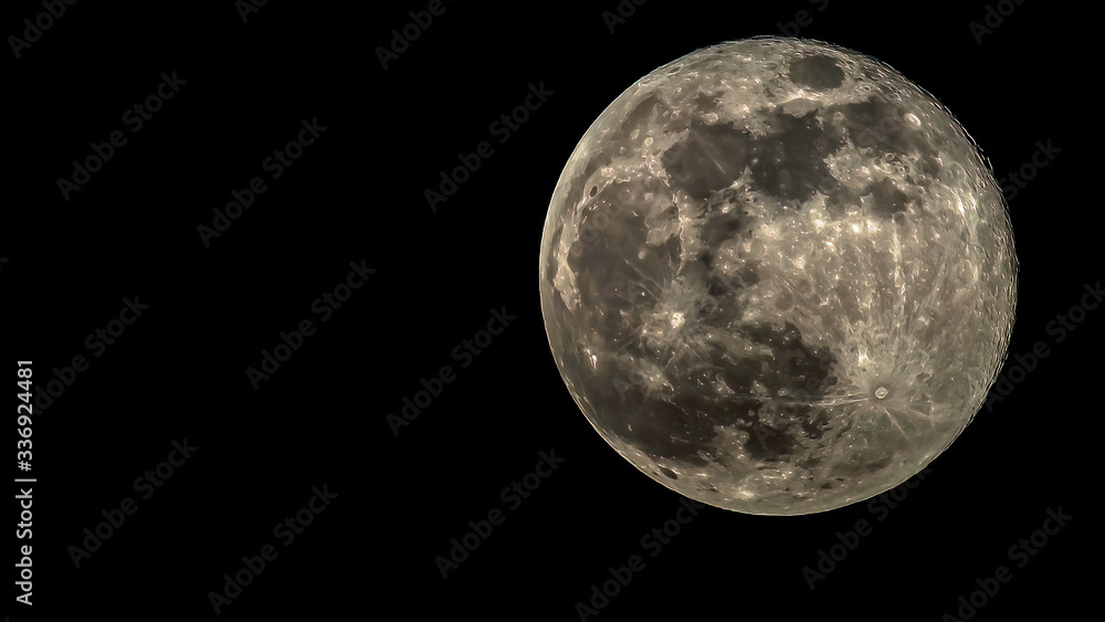 Fototapeta premium Supermoon nad Niemcami.