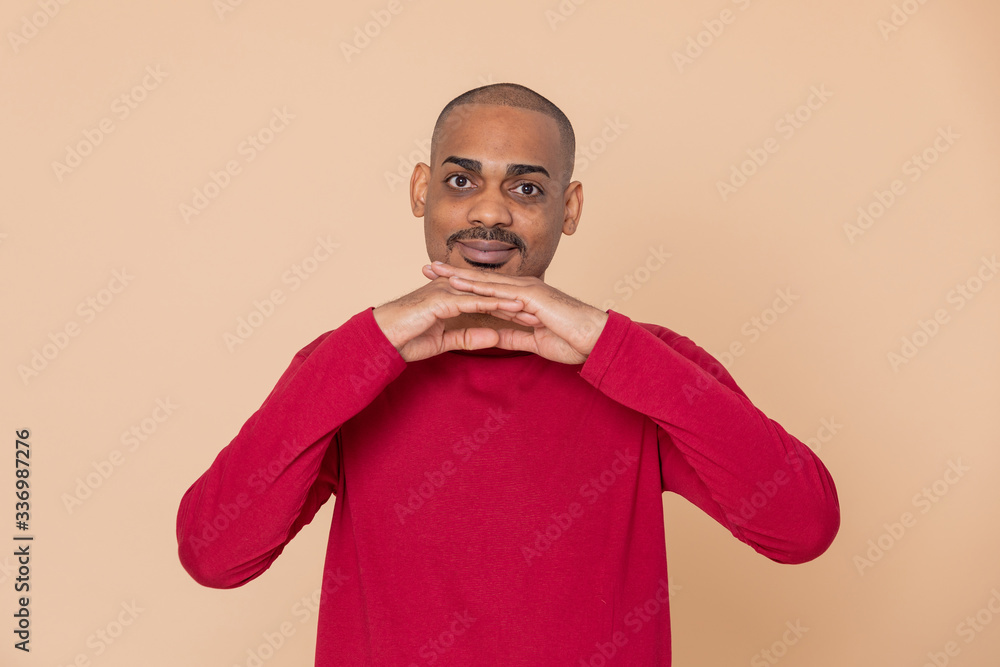 Obraz premium African guy with a red jersey