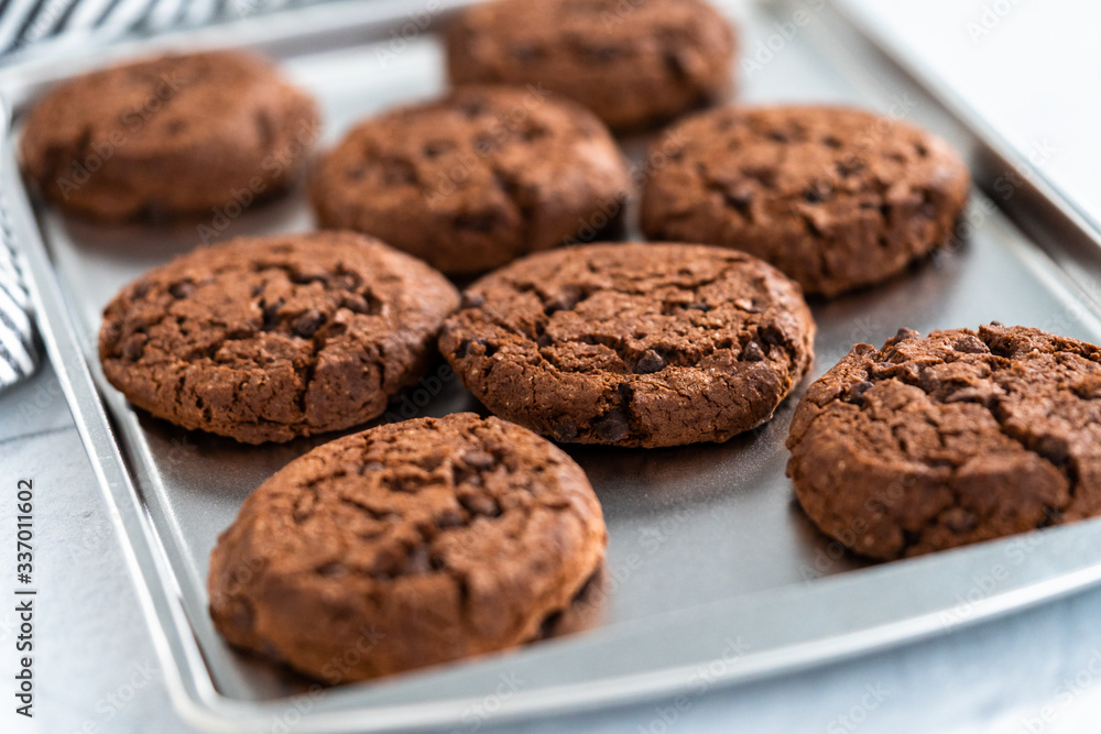 Double chocolate chip cookies Double chocolate chip cookies